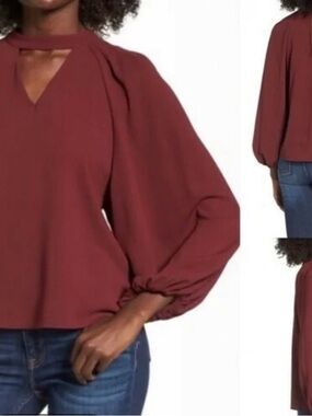 Leith Burgundy Keyhole Mock Neck Blouse